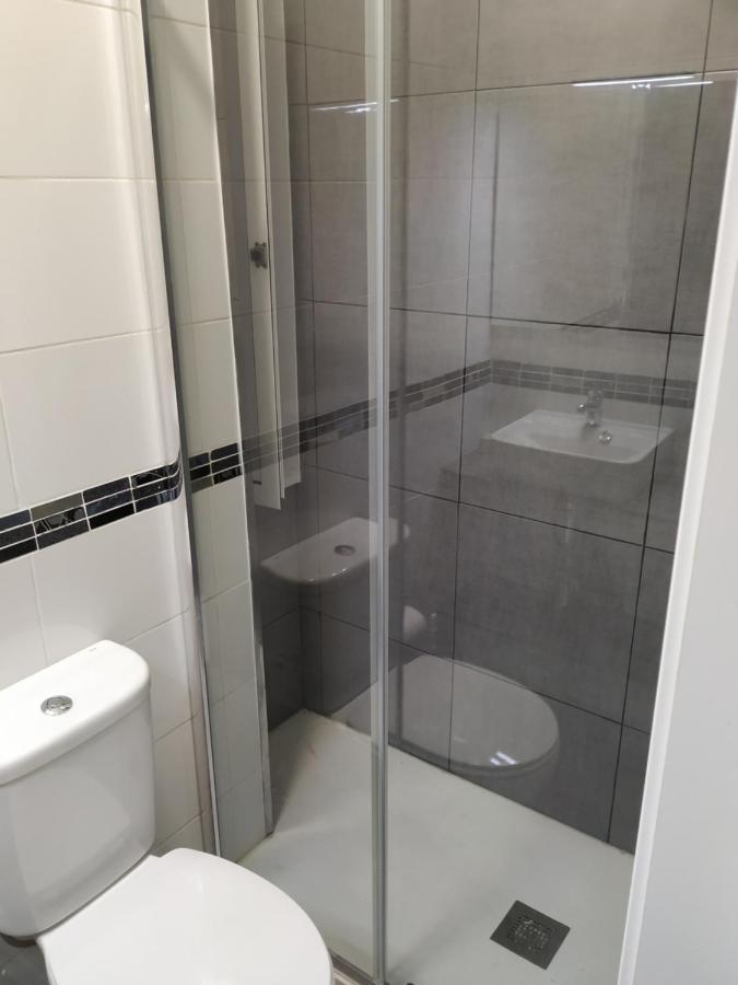 Apartament Traviesas Proximo A La Playa Facil Aparcamiento. Para 8 Huespedes. Vigo Zewnętrze zdjęcie