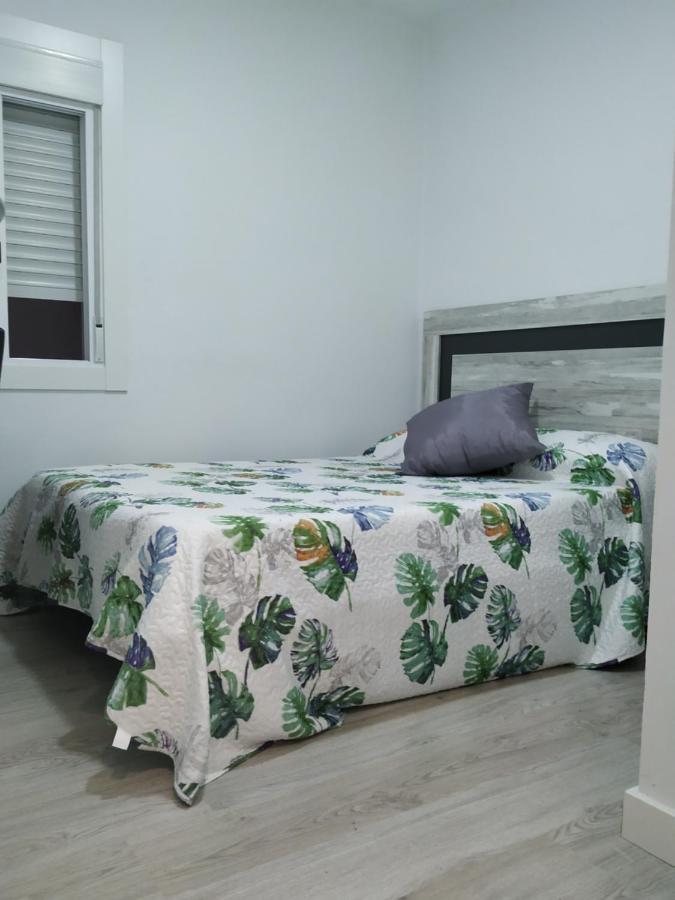 Apartament Traviesas Proximo A La Playa Facil Aparcamiento. Para 8 Huespedes. Vigo Zewnętrze zdjęcie